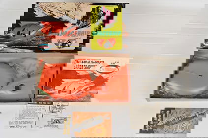 1968 AURORA LAND OF THE GIANTS SPACESHIP KIT