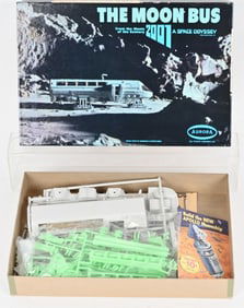 1969 AURORA 2001 SPACE ODYSSEY MOON BUS KIT