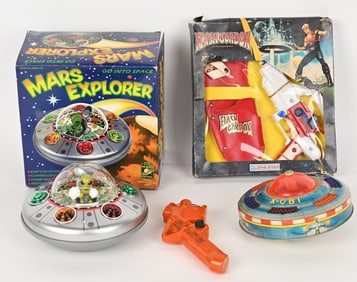 LOT OF SPACE TOYS