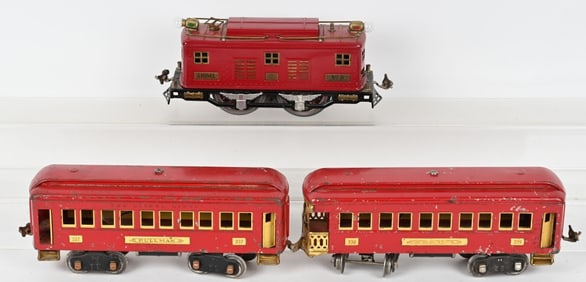 LIONEL PREWAR STD GA #8 ENGINE & PULLMAN CARS
