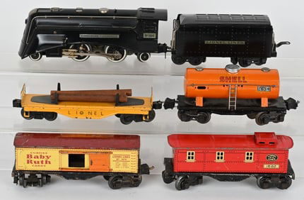 LIONEL 254E ENGINE & TENDER w/ FREIGHT CARS