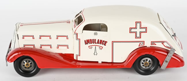 MARX TIN WINDUP AMBULANCE