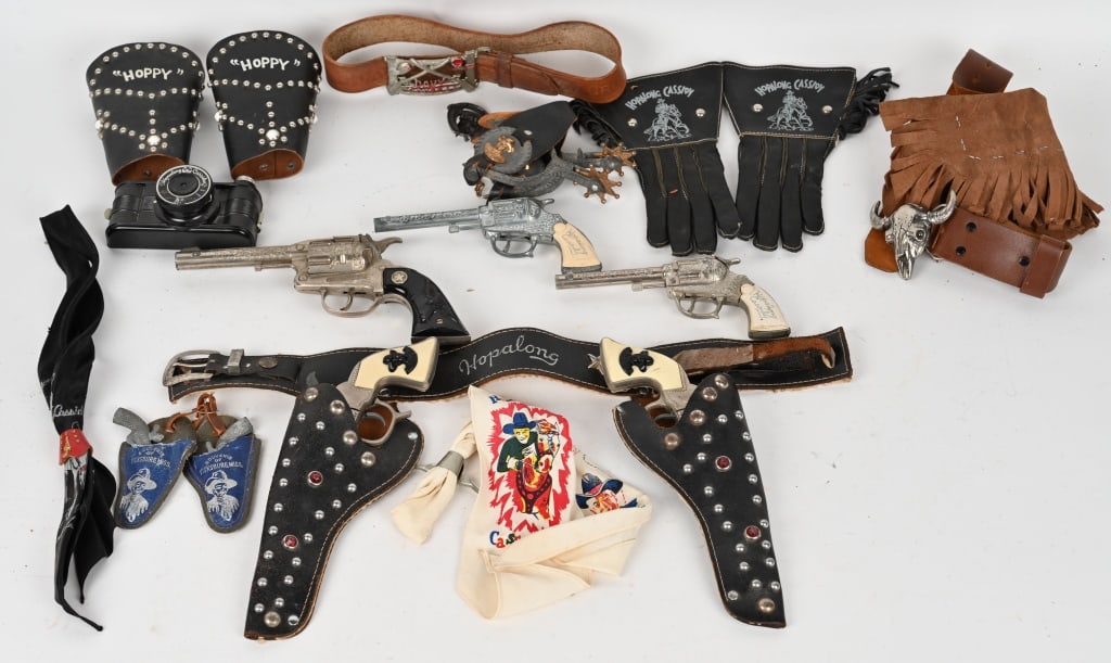 HOPALONG CASSIDY CAP GUNS & MORE: Includes Hoppy Cap Gun and Holster Set, Camera, Gloves, Spurs, and More. Very Good-Excellent