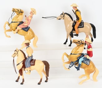 4- HARTLAND FIGURES & HORSES