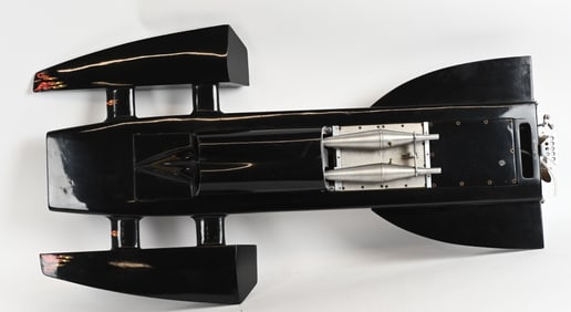 PINKERT THUNDER GATOR R/C RACE BOAT