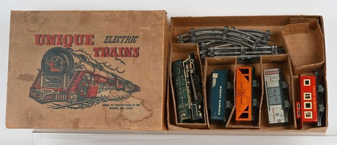 UNIQUE ART No. 1951 TRAIN SET w/ BOX