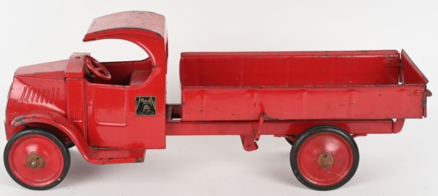 STEELCRAFT MACK DUMP TRUCK