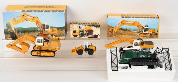 4- CONRAD 1:50 LIEBHERR CONSTRUCTION VEHICLES MIB