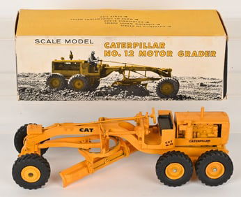 ERTL CATERPILLAR 12 MOTOR GRADER w/ BOX