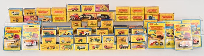 LARGE LOT OF MATCHBOX CARS w/ BOXES