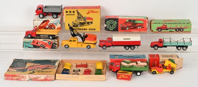 7- TEKNO DICAST VEHICLES w/ BOX