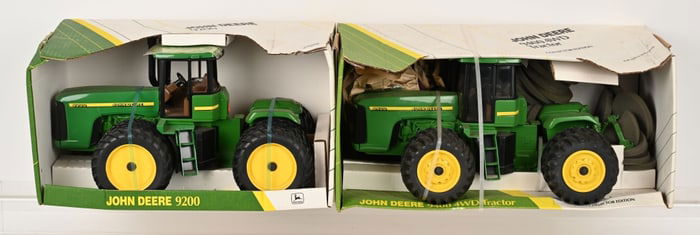 ERTL JOHN DEERE 9400 & 9200 TRACTORS MIB