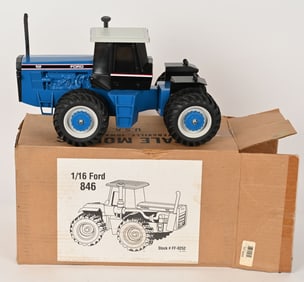 SCALE MODELS 1:16 FORD 846 TRACTOR MIB