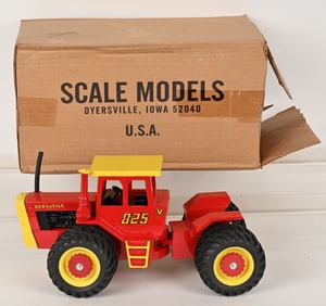 SCALE MODELS 1:16 VERSATILE 825 TRACTOR MIB
