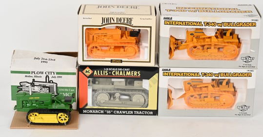 5- ERTL & MORE 1:16 DIECAST CRAWLERS