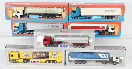 7- TEKNO 1:50 SEMI TRUCK & TRAILERS MIB