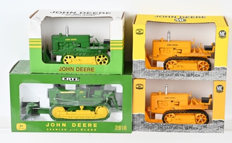 4- ERTL 1:16 JOHN DEERE CRAWLERS MIB