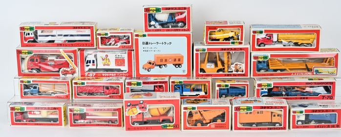 20- DIAPET DIECAST TRUCKS & EQUIPMENT MIB