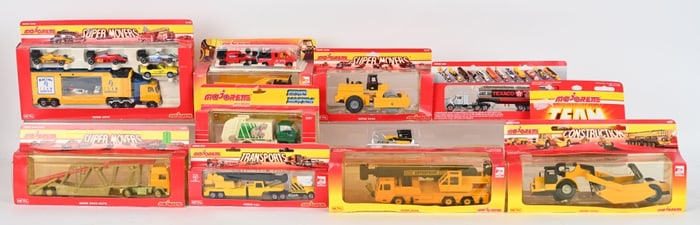 12- MAJORETTE TRUCKS & EQUIPMENT MIP