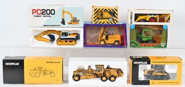 LOT OF DIECAST CONSTRUCTION EQUIPMENT
