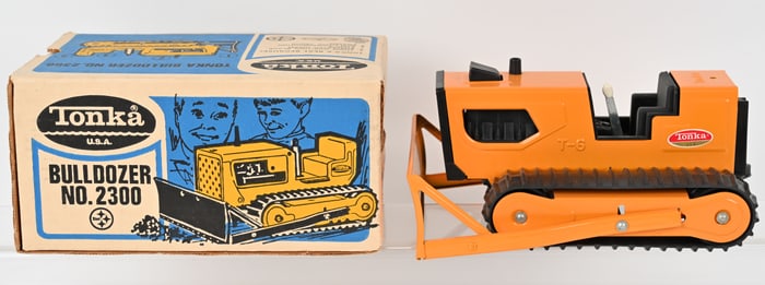 TONKA #2300 BULLDOZER w/ BOX