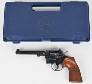 COLT OFFICERS MODEL TARGET IN 22 LR W/ CASE