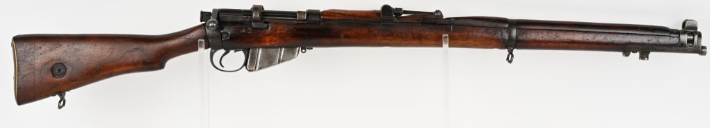 B.S.A. 1917 Sht L.E. III NO 1 MK 3 BOLT ACTION: SERIAL NUMBER: G66409 BARREL: 25" CALIBER: 303 BRITT. MANUFACTURED: 1917 Metal is blue finished with ramped blade front and 2000 meter leaf style rear sights. Front sight guard with bayonet lug has be