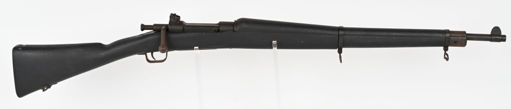 DAISY 1903-A3 DRILL BOLT ACTION RIFLE NON-FIREARM: SERIAL NUMBER: 008873 BARREL: 24" This is a NON-FIREARM practice drill rifle. Metal barrel , receiver. trigger guard. Stock is black polymer. COMDITION: metal has light surface rust, Will clean off ea