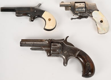LOT OF THREE ANTIQUE PISTOLS