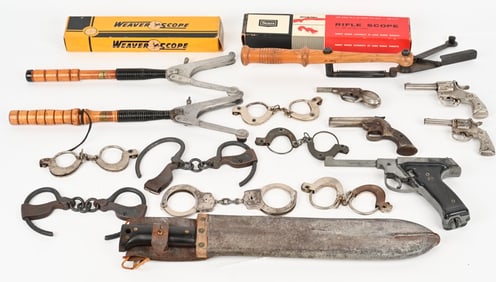 LOT OF VINTAGE KNIVES, CLAY THOWERS, CUFFS & MORE