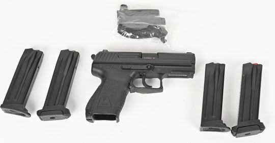 FINE HK P2000 SEMI AUTO PISTOL 9MM WITH CASE