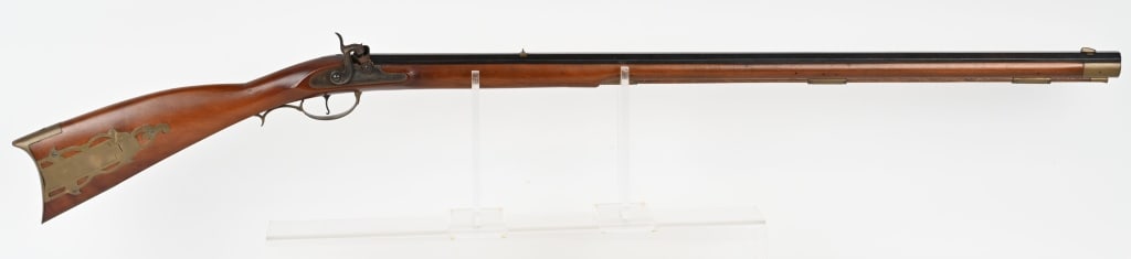EUROARMS KENTUCKIAN BLACK POWDER RIFLE: SERIAL NUMBER: 3014.BARREL: "34 ¾". CALIBER: .44. The "Kentuckian" .44 cal black powder muzzle loaded rifle by Euro Arms - Brescia - Italy. This muzzle loader black powder rifle features brass