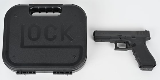 GLOCK MODEL 17 GEN 4 WITH FACTORY CASE/2 MAGS