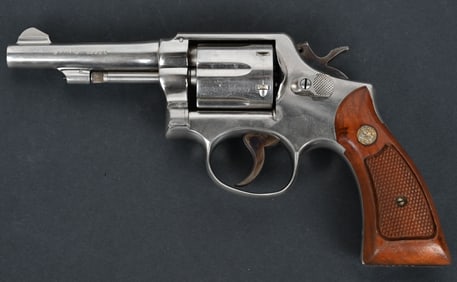 SMITH & WESSON MODEL 10-5 NICKEL FINISH REVOLVER