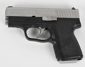KAHR ARMS CM9 SEMI AUTOMATIC PISTOL