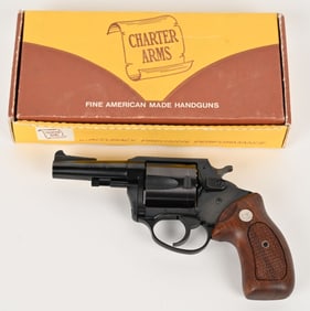 CHARTER ARMS BULLDOG REVOLVER .44 SPL BOXED