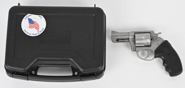 CHARTER ARMS PATRIOT .327 MAG W/ CASE