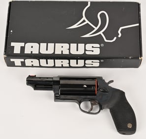 TAURUS "THE JUDGE" 45 COLT / 410 GA REVOLVER