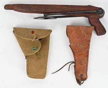 WWII US AND CANADA MILITARY PISTOL HOLSTERS