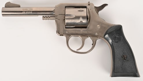 H&R MODEL 733 DOUBLE ACTION .32 REVOLVER