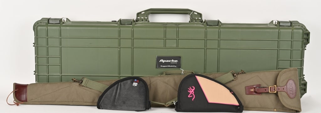 LOT OF (4) GUN CASES: This lot contains: (1) Apache 9800 long gun case with configurable foam. Outer dimensions: 52"x14.5"x6" (LxWxH) (2) Soft pistol/revolver zipper cases (1) Boyt canvas soft long gun case,