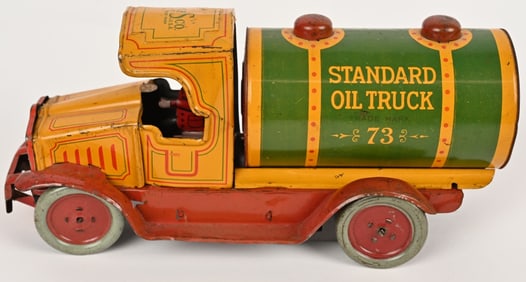 STRAUSS TIN WINDUP STANDARD OIL TRUCK