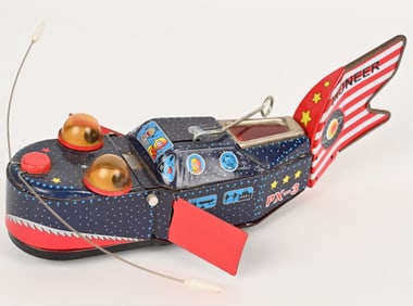 JAPAN TIN WINDUP SPACE WHALE