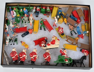 LOT OF LEAD SANTA CLAUS & WINTER PEOPLE