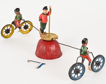 GERMAN CLOCKWORK CYCLE GO-ROUND