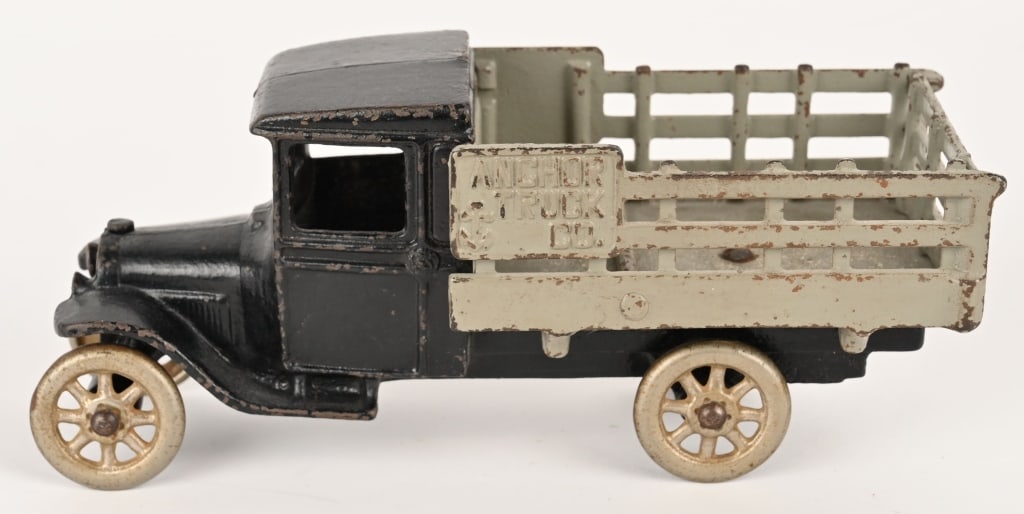 NORTH & JUDD CAST IRON ANCHOR TRUCK CO STAKE BED: All original in very clean condition. No breaks or repairs. 9" Excellent