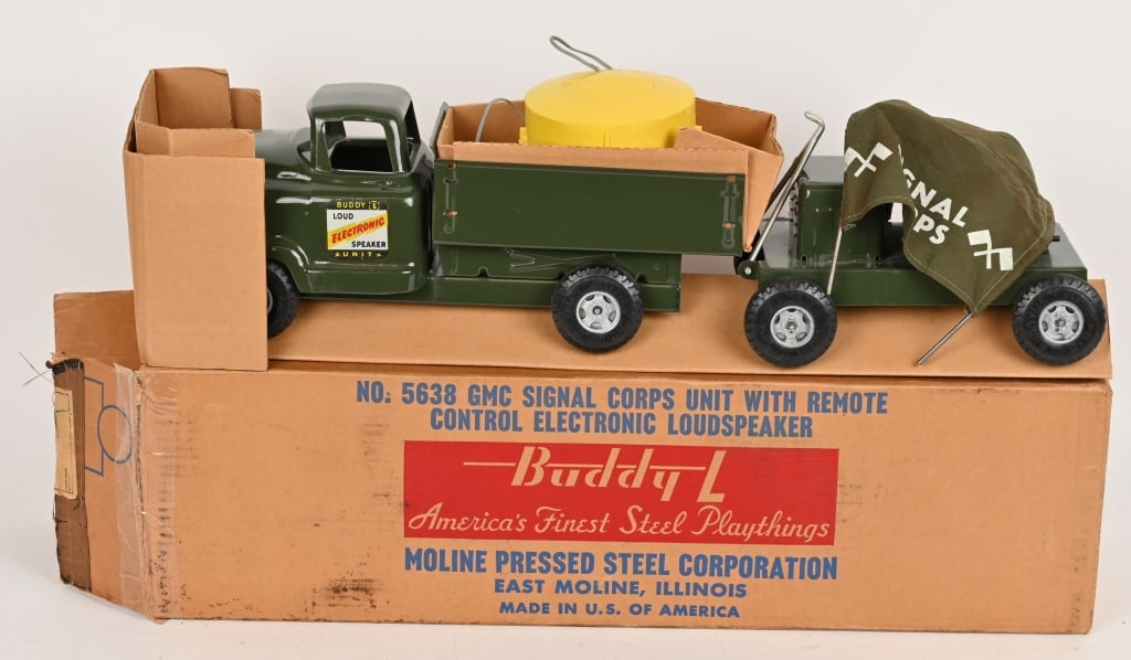 BUDDY L 5638 GMC SIGNAL CORP TRUCK w/ BOX: Scare Buddy L Signal Corps truck with Loudspeaker in the original box. New old stock, and unplayed with, still has inserts. 24", Excellent-Near Mint