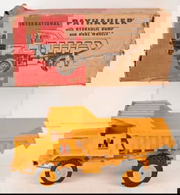 ESKA INTERNATIONAL PAYHAULER DUMP w/ BOX