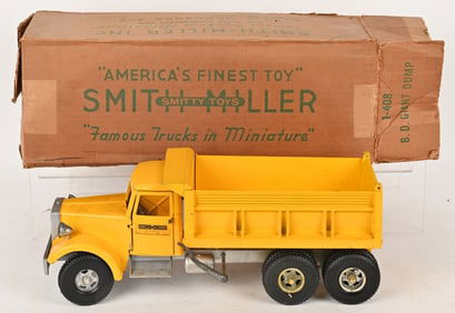 SMITH MILLER DUMP TRUCK w/ BOX