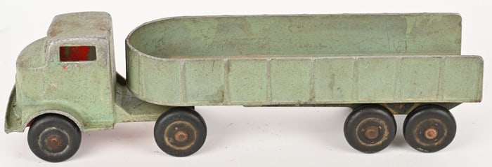 ALUMINUM SAND CAST EXPRESS TRUCK